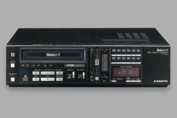 Betamax model VTC-M40