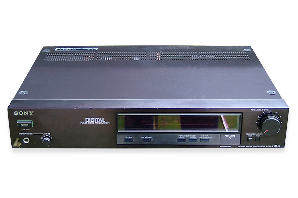 Betamax model PCM-701ES