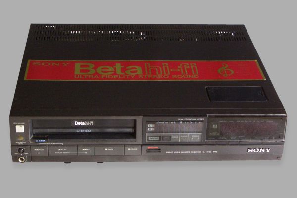 Betamax model SL-HF150