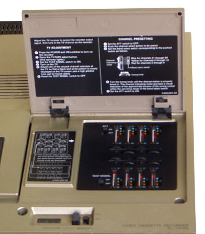 SL-T9 tuner controls